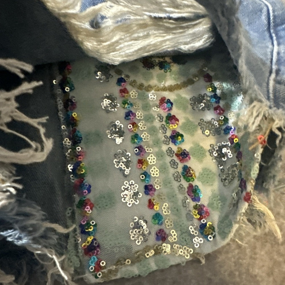 Hayden Womens‎ Medium Wash Distressed Colorful Sequins Festival Jean Shorts Med - Picture 4 of 12